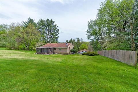 3985 Utah Ct, Export, PA 15632 photo 4