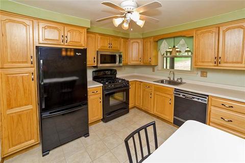 3985 Utah Ct, Export, PA 15632 photo 10