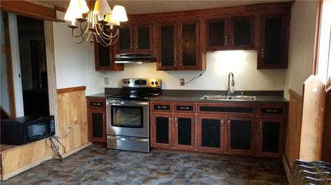 152 E 2nd St, Jenner Twp, PA 15544 photo 8