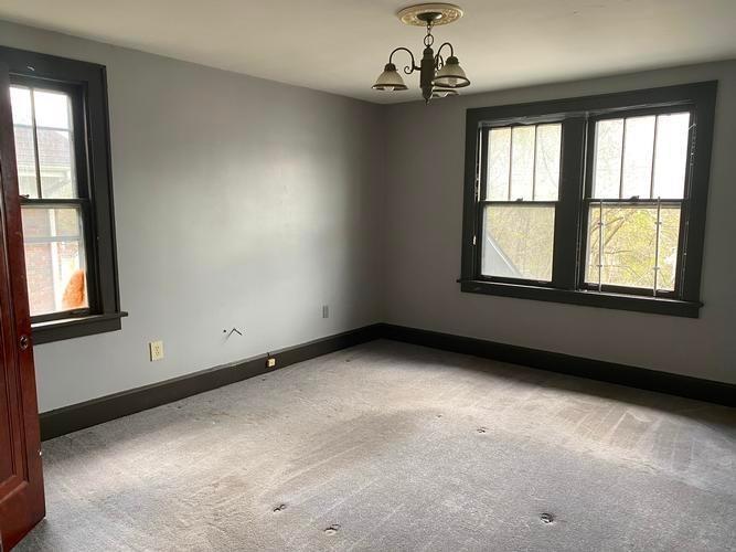  539 Hall St, Aliquippa, PA 15001 photo 8