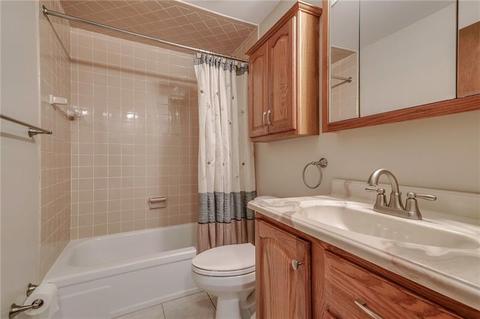 207 Bendix Dr, Carnot-moon, PA 15108 photo 15
