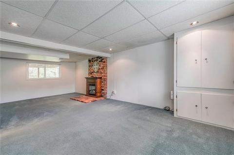 207 Bendix Dr, Carnot-moon, PA 15108 photo 18