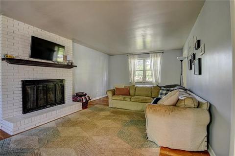 2377 Flagstaff Dr, Export, PA 15632 photo 11