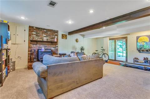 105 Cherry Tree Pl, Coraopolis, PA 15108 photo 19