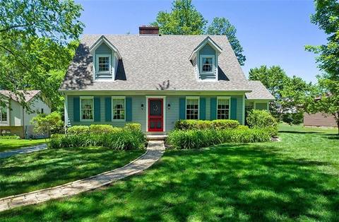 703 Cherry Dr, Level Green, PA 15085 photo 1