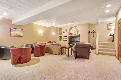 5603 Fox Chase Dr, Export, PA 15632 photo 19