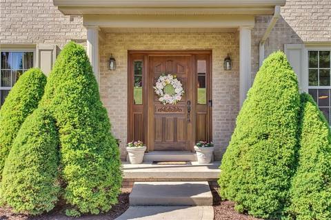 5603 Fox Chase Dr, Export, PA 15632 photo 2