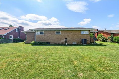 826 Linmor Dr, Irwin, PA 15642 photo 20