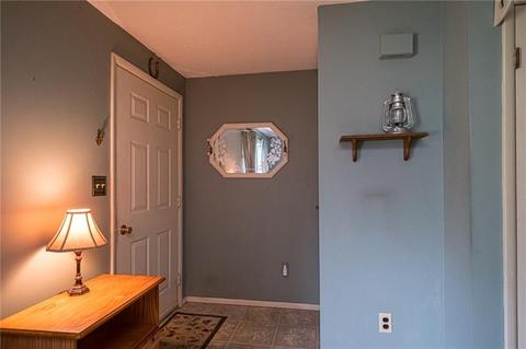 124 Pine Ln, Monaca, PA 15061 photo 3