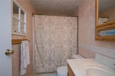 124 Pine Ln, Monaca, PA 15061 photo 11