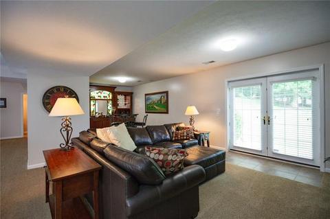 211 E Wild Cherry Dr, Mars, PA 16046 photo 20