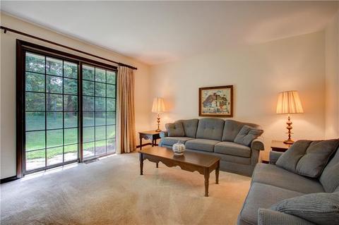 26 Valley View Rd, Eighty Four, PA 15330 photo 9