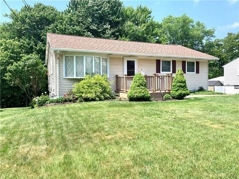 166 Maple Dr, Beaver, PA 15009 photo 1