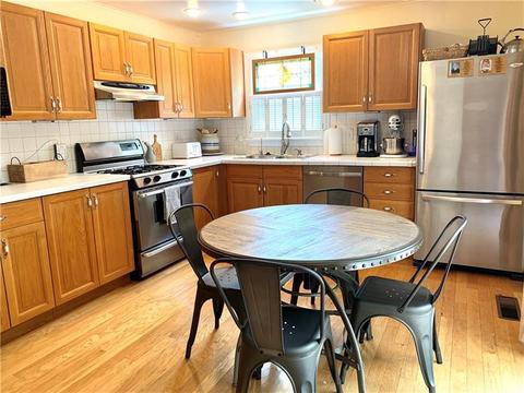 166 Maple Dr, Beaver, PA 15009 photo 4
