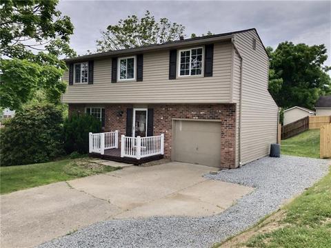 222 Farmbrook, Greensburg, PA 15601 photo 2