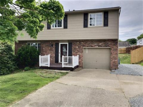 222 Farmbrook, Greensburg, PA 15601 photo 1