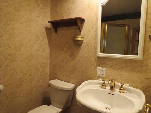 324 Harrison Ave, Vandergrift, PA 15690 photo 8