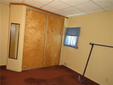 324 Harrison Ave, Vandergrift, PA 15690 photo 13