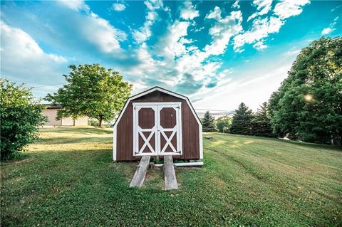 104 N Main St, Elderton Boro, PA 15736 photo 8
