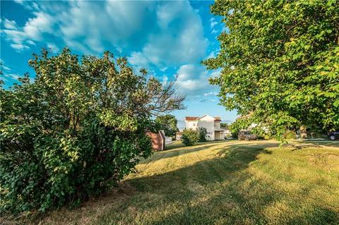 104 N Main St, Elderton Boro, PA 15736 photo 6