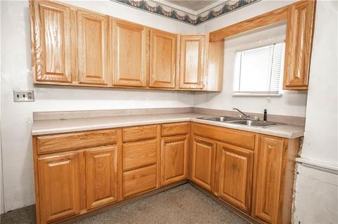 104 N Main St, Elderton Boro, PA 15736 photo 10