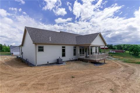 203 Ruby Dr, Uniontown, PA 15401 photo 21