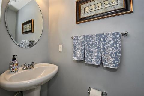 175 Broadstone Dr, Mars, PA 16046 photo 14