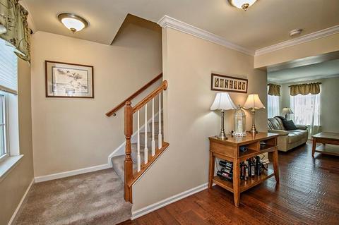 175 Broadstone Dr, Mars, PA 16046 photo 3