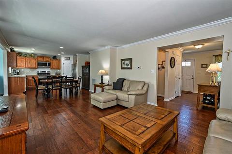175 Broadstone Dr, Mars, PA 16046 photo 6