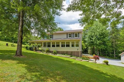 227 Silvis Rd, Export, PA 15632 photo 3