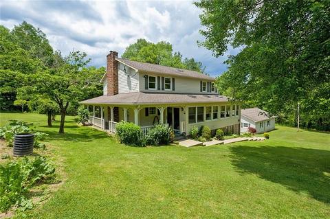 227 Silvis Rd, Export, PA 15632 photo 2