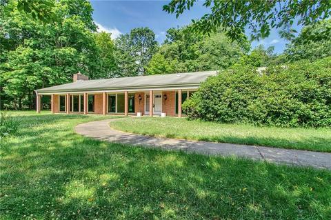 191 Siebert Ln, Apollo, PA 15613 photo 1