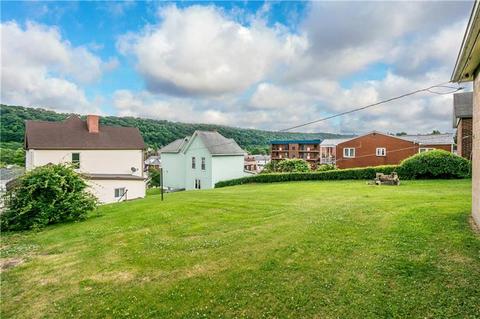 122 Chess St, New Eagle, PA 15067 photo 7