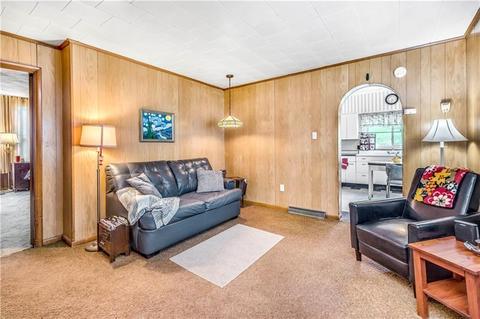 122 Chess St, New Eagle, PA 15067 photo 14