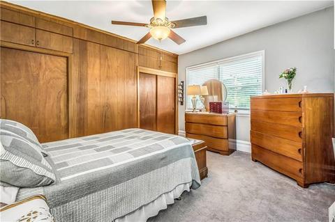 122 Chess St, New Eagle, PA 15067 photo 10