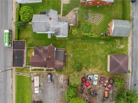 122 Chess St, New Eagle, PA 15067 photo 4