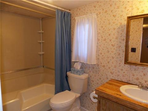 147 Mowry Rd, Monaca, PA 15061 photo 8
