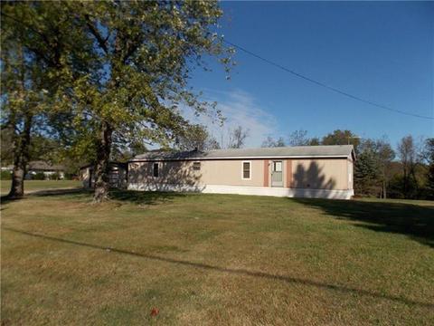147 Mowry Rd, Monaca, PA 15061 photo 1