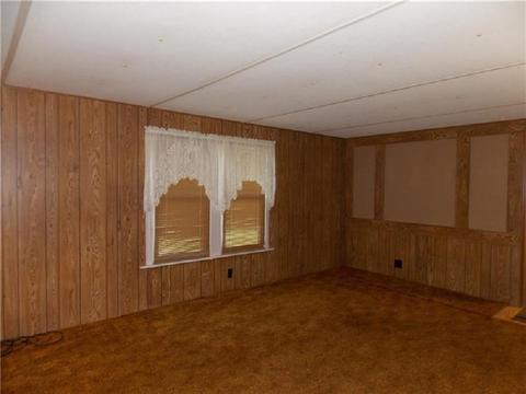 147 Mowry Rd, Monaca, PA 15061 photo 4
