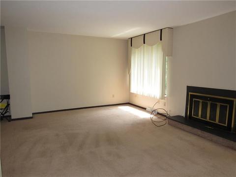237 Timber Dr, Trafford, PA 15085 photo 3
