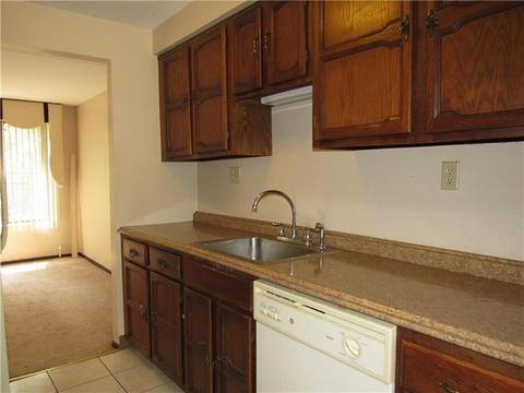 237 Timber Dr, Trafford, PA 15085 photo 7