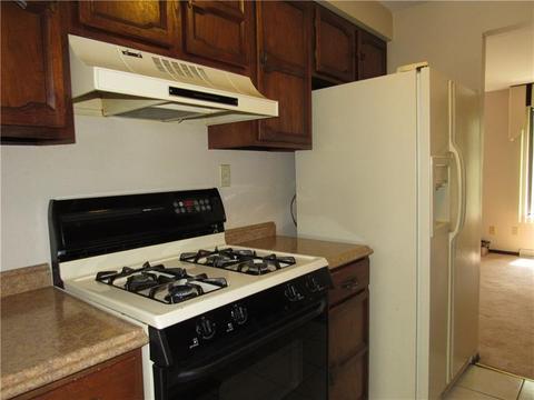 237 Timber Dr, Trafford, PA 15085 photo 8