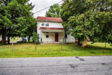 6821 Five Points Rd, Creekside, PA 15732 photo 2