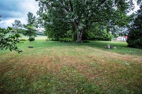 6821 Five Points Rd, Creekside, PA 15732 photo 4
