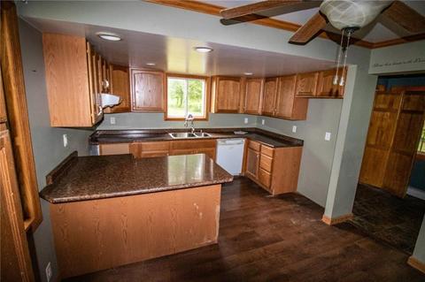 6821 Five Points Rd, Creekside, PA 15732 photo 9