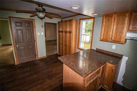6821 Five Points Rd, Creekside, PA 15732 photo 10