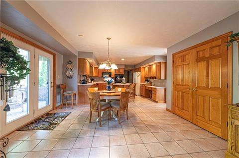 67 Raphael Dr, Irwin, PA 15642 photo 10