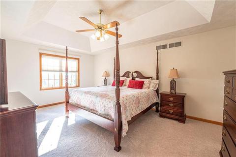 67 Raphael Dr, Irwin, PA 15642 photo 2