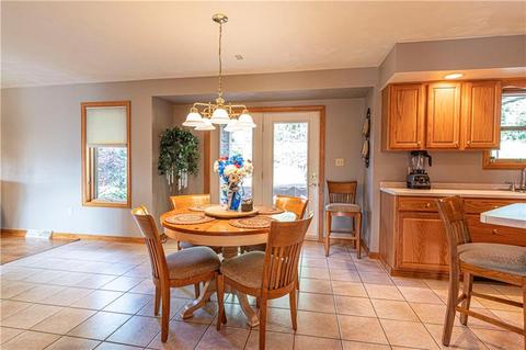 67 Raphael Dr, Irwin, PA 15642 photo 9
