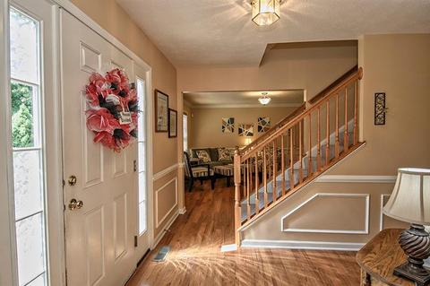 236 Cliffside Dr, Mars, PA 16046 photo 2